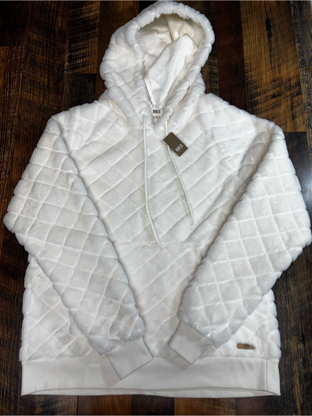 BKE Quilted off-white ultra soft faux fur drawstring Hooded size medium NWT